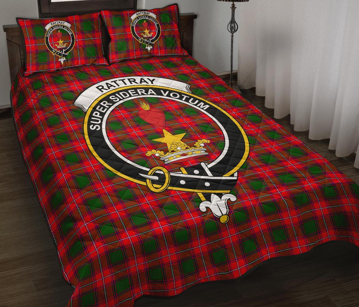 Rattray Modern Tartan Crest Quilt Bed Set