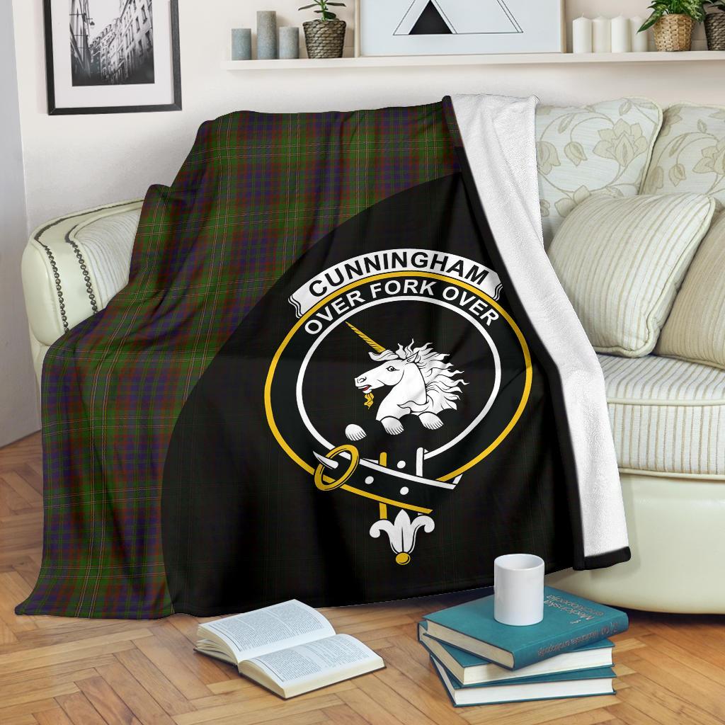Cunningham Hunting Modern Tartan Crest Blanket Wave Style