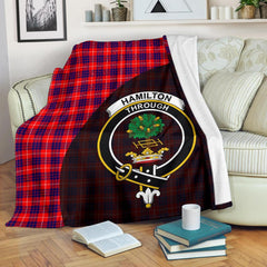 Hamilton Modern Tartan Crest Blanket Wave Style