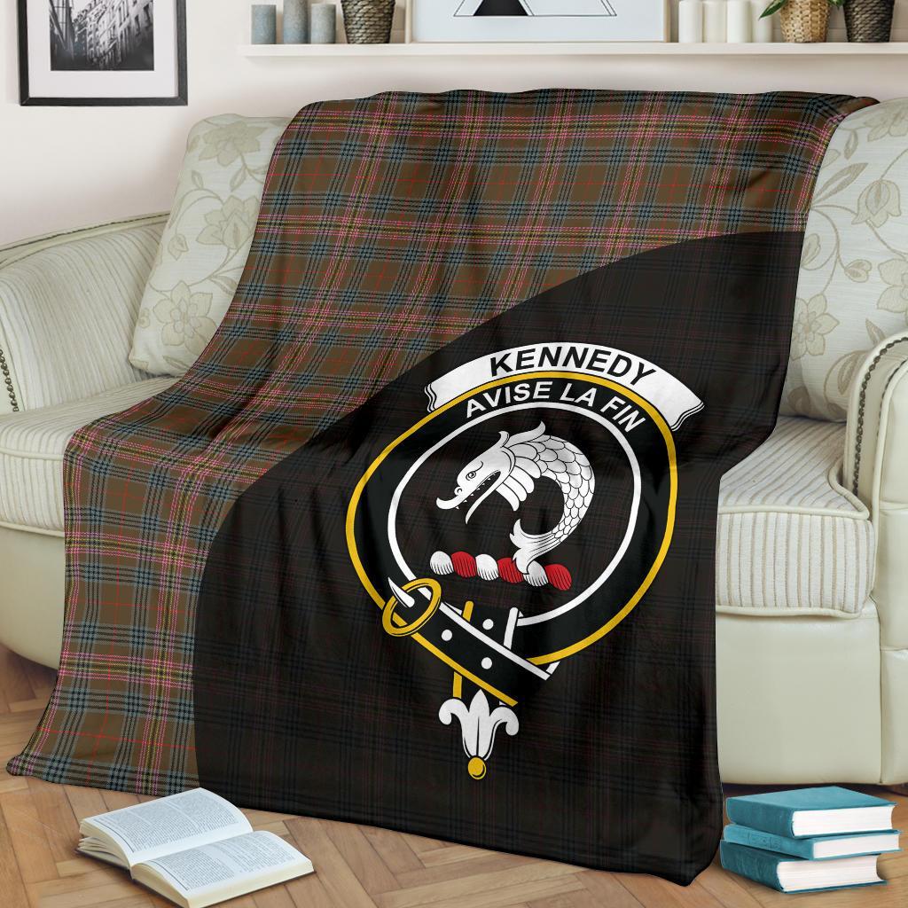 Kennedy Weathered Tartan Crest Blanket Wave Style