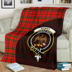 Munro Modern Tartan Crest Blanket Wave Style