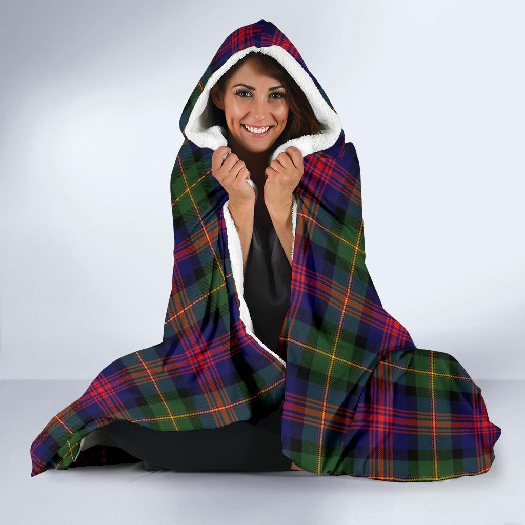 Logan Tartan Crest Hooded Blanket