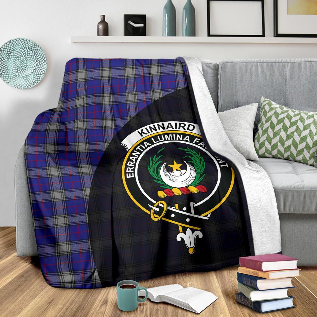 Kinnaird Tartan Crest Blanket Wave Style