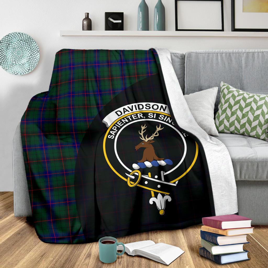 Davidson Modern Tartan Crest Blanket Wave Style