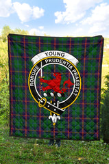 Young Tartan Crest Quilt - SP