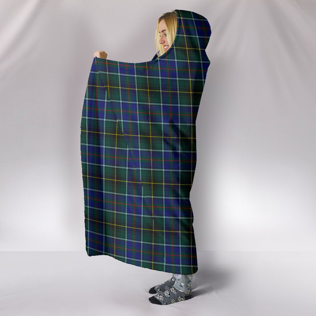 MacInnes Modern Tartan Hooded Blanket