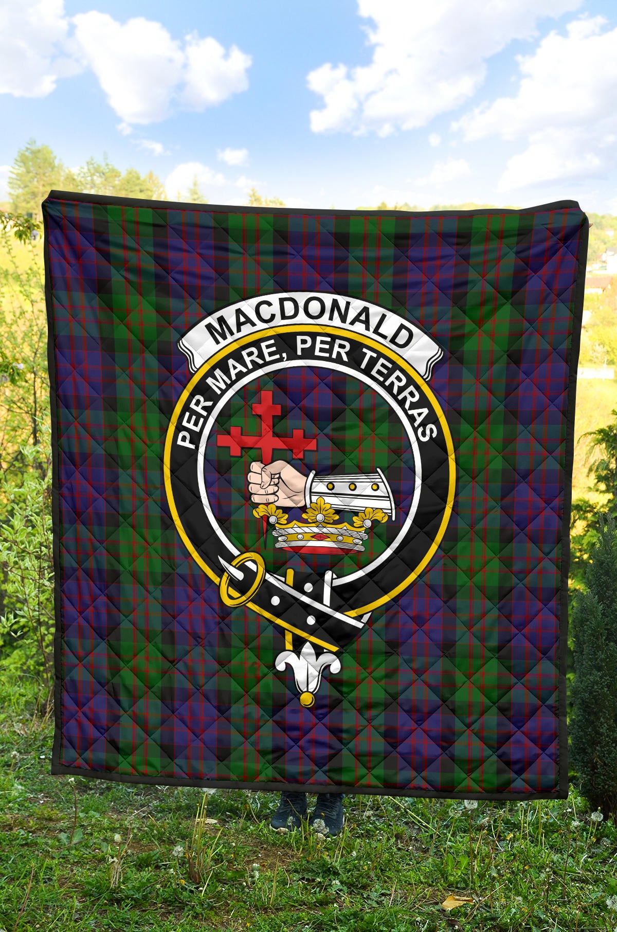 MacDonald Tartan Crest Quilt - SP