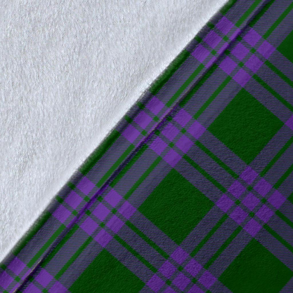 Elphinstone Tartan Crest Blanket Wave Style