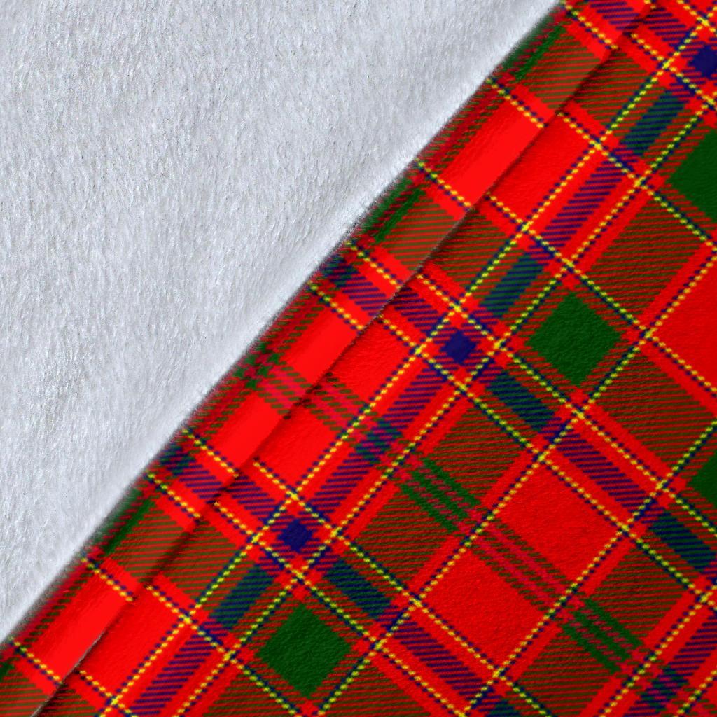 Munro Modern Tartan Crest Blanket Wave Style
