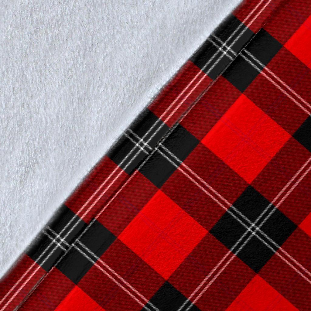 Ramsay Modern Tartan Crest Blanket Wave Style