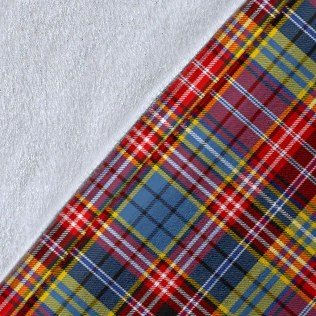 Ogilvie of Airlie Ancient Tartan Crest Blanket Wave Style
