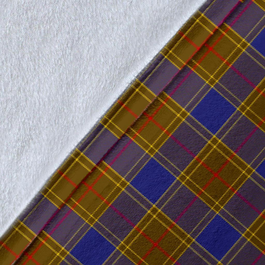 Balfour Modern Tartan Crest Blanket Wave Style