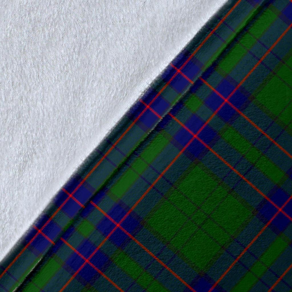 Lockhart Modern Tartan Crest Blanket Wave Style