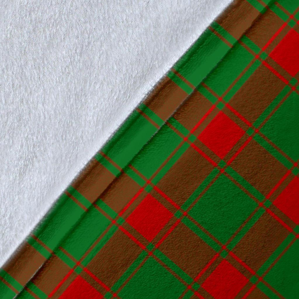 Middleton Modern Tartan Crest Blanket Wave Style
