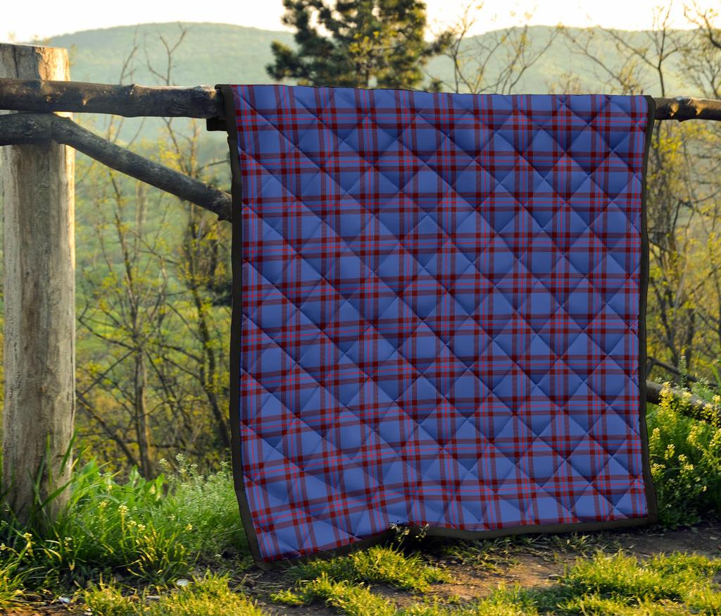 Elliot Modern Tartan Quilt