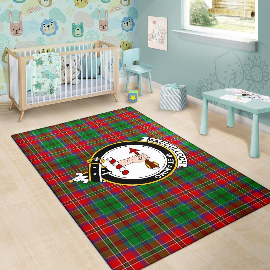 Macculloch (Mcculloch) Tartan Crest Area Rug